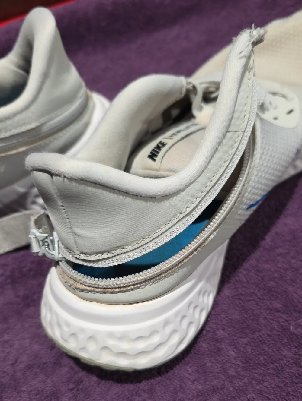 Nike White & Blue Kids' Hook-and-Loop Athletic Sneakers